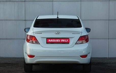 Hyundai Solaris II рестайлинг, 2014 год, 1 050 000 рублей, 4 фотография