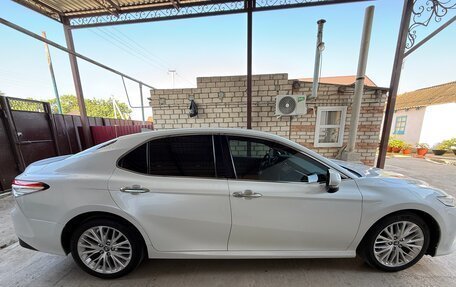 Toyota Camry, 2019 год, 2 500 000 рублей, 7 фотография