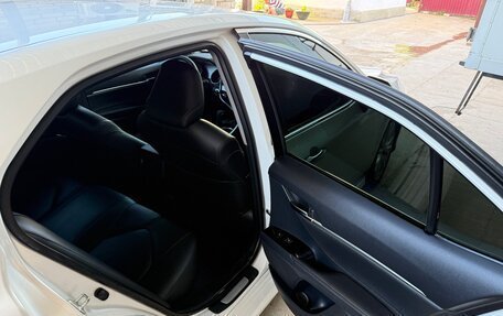 Toyota Camry, 2019 год, 2 500 000 рублей, 14 фотография
