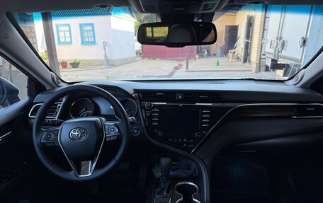 Toyota Camry, 2019 год, 2 500 000 рублей, 17 фотография
