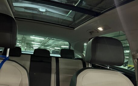 Volkswagen Tiguan II, 2018 год, 3 150 000 рублей, 7 фотография