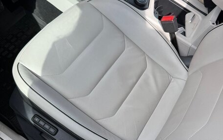 Volkswagen Tiguan II, 2018 год, 3 150 000 рублей, 8 фотография