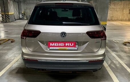 Volkswagen Tiguan II, 2018 год, 3 150 000 рублей, 2 фотография