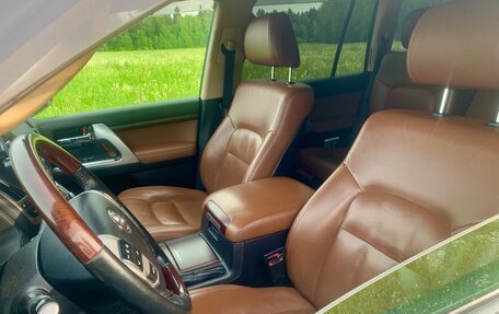 Toyota Land Cruiser 200, 2015 год, 4 200 000 рублей, 9 фотография