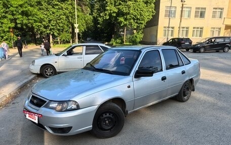 Daewoo Nexia I рестайлинг, 2012 год, 240 000 рублей, 2 фотография