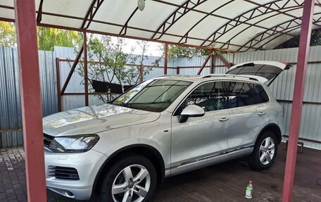 Volkswagen Touareg III, 2012 год, 2 750 000 рублей, 4 фотография