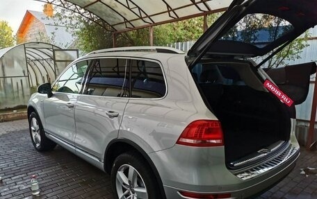 Volkswagen Touareg III, 2012 год, 2 750 000 рублей, 3 фотография
