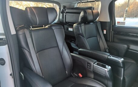 Toyota Vellfire II, 2019 год, 4 300 000 рублей, 10 фотография