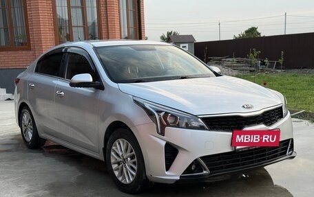 KIA Rio IV, 2021 год, 1 699 000 рублей, 2 фотография