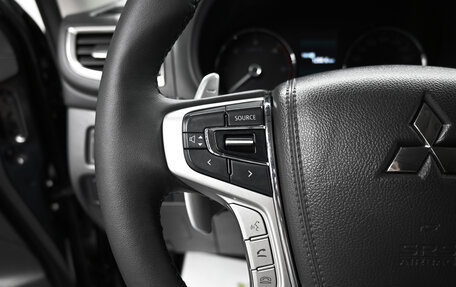 Mitsubishi Pajero Sport III рестайлинг, 2019 год, 3 145 000 рублей, 18 фотография