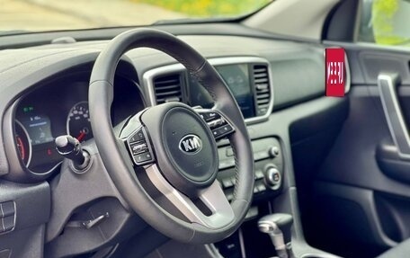 KIA Sportage IV рестайлинг, 2021 год, 2 650 000 рублей, 16 фотография
