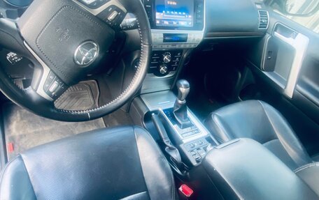 Toyota Land Cruiser Prado 150 рестайлинг 2, 2019 год, 4 499 000 рублей, 9 фотография