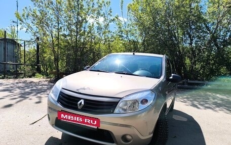 Renault Sandero I, 2011 год, 390 000 рублей, 2 фотография