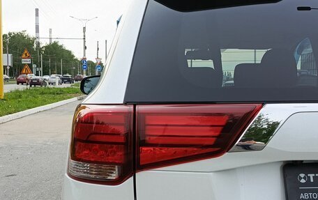 Mitsubishi Outlander III рестайлинг 3, 2019 год, 2 669 000 рублей, 11 фотография