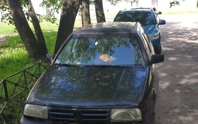 Volkswagen Vento, 1992 год, 70 000 рублей, 1 фотография