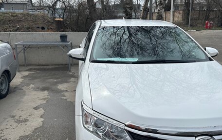 Toyota Camry, 2015 год, 2 100 000 рублей, 1 фотография