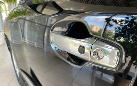 Toyota Land Cruiser 200, 2014 год, 3 319 000 рублей, 23 фотография