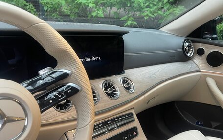 Mercedes-Benz E-Класс, 2021 год, 6 800 000 рублей, 2 фотография