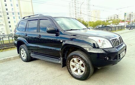 Toyota Land Cruiser Prado 120 рестайлинг, 2006 год, 1 895 000 рублей, 3 фотография