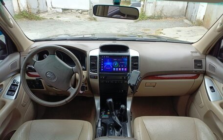 Toyota Land Cruiser Prado 120 рестайлинг, 2006 год, 1 895 000 рублей, 5 фотография