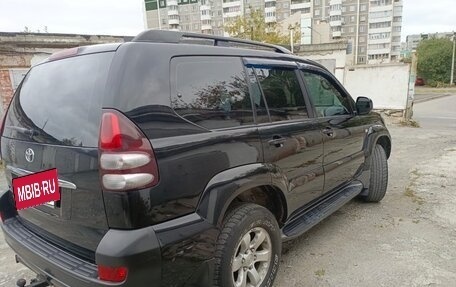 Toyota Land Cruiser Prado 120 рестайлинг, 2006 год, 1 895 000 рублей, 12 фотография