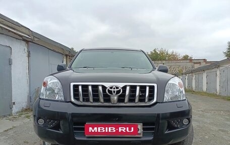 Toyota Land Cruiser Prado 120 рестайлинг, 2006 год, 1 895 000 рублей, 10 фотография