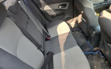 Chevrolet Cruze II, 2010 год, 450 000 рублей, 10 фотография