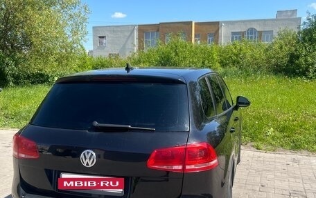 Volkswagen Touareg III, 2011 год, 1 460 000 рублей, 6 фотография