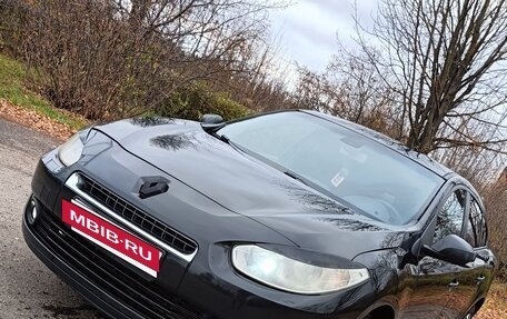 Renault Fluence I, 2010 год, 530 000 рублей, 2 фотография