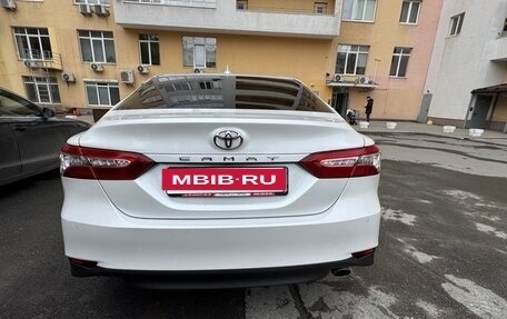 Toyota Camry, 2020 год, 3 400 000 рублей, 5 фотография