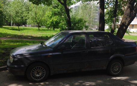 Volkswagen Vento, 1992 год, 70 000 рублей, 2 фотография