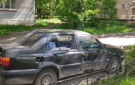 Volkswagen Vento, 1992 год, 70 000 рублей, 4 фотография