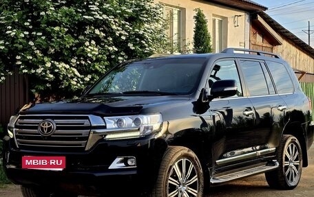 Toyota Land Cruiser 200, 2016 год, 6 500 000 рублей, 2 фотография