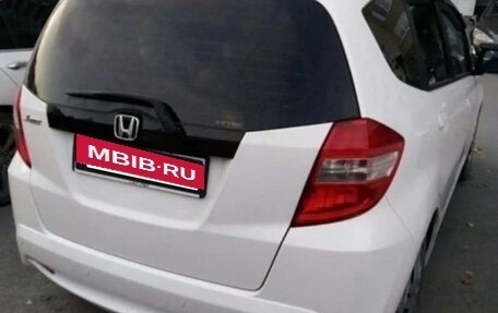 Honda Jazz II рестайлинг, 2012 год, 1 100 000 рублей, 2 фотография