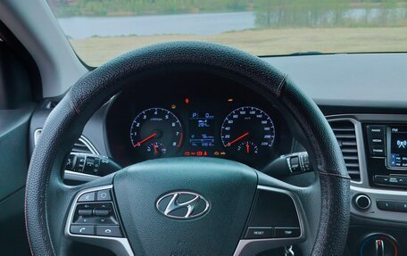 Hyundai Solaris II рестайлинг, 2020 год, 1 260 000 рублей, 22 фотография