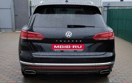 Volkswagen Touareg III, 2018 год, 5 500 000 рублей, 7 фотография