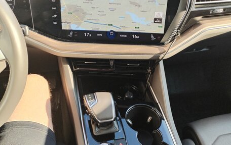 Volkswagen Touareg III, 2018 год, 5 500 000 рублей, 9 фотография
