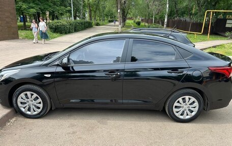 Hyundai Solaris II рестайлинг, 2018 год, 1 250 000 рублей, 3 фотография