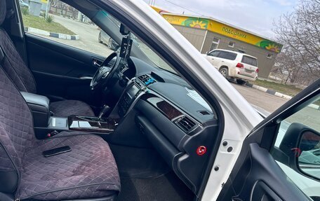 Toyota Camry, 2015 год, 2 100 000 рублей, 5 фотография