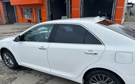 Toyota Camry, 2015 год, 2 100 000 рублей, 2 фотография