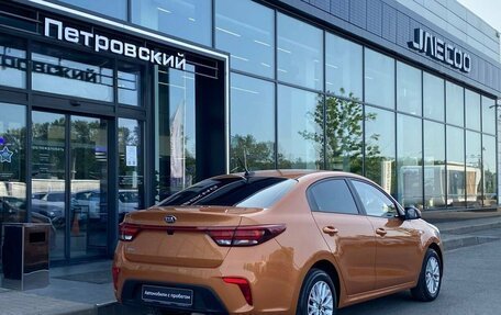 KIA Rio IV, 2020 год, 1 620 000 рублей, 6 фотография