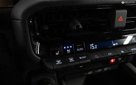 Toyota Land Cruiser Prado, 2024 год, 8 500 000 рублей, 21 фотография