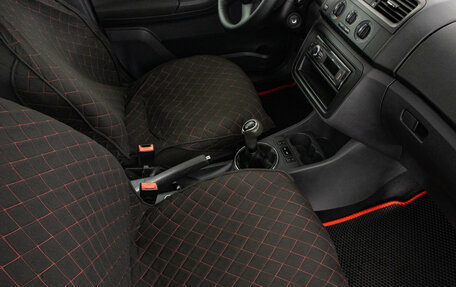 Skoda Fabia II, 2011 год, 579 000 рублей, 12 фотография