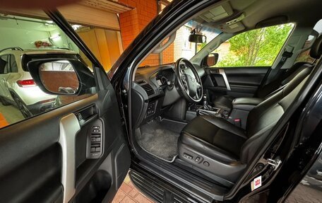 Toyota Land Cruiser Prado 150 рестайлинг 2, 2022 год, 4 580 000 рублей, 13 фотография