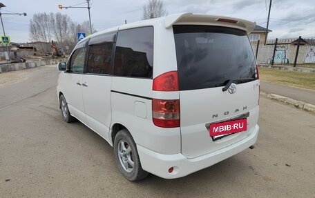 Toyota Noah III, 2001 год, 925 000 рублей, 7 фотография
