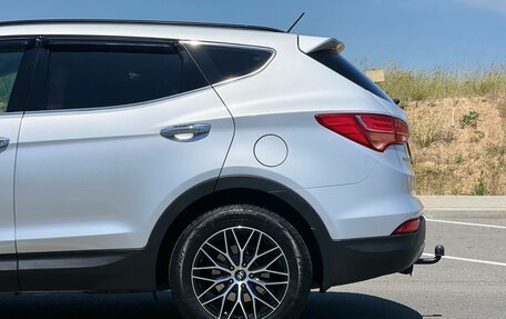 Hyundai Santa Fe III рестайлинг, 2013 год, 2 350 000 рублей, 25 фотография