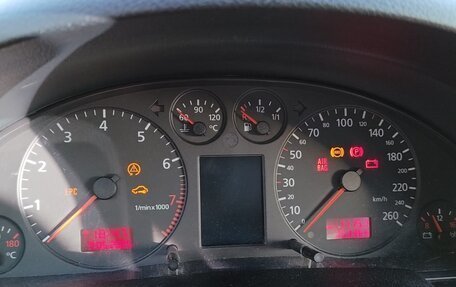 Audi A6, 2000 год, 550 000 рублей, 8 фотография