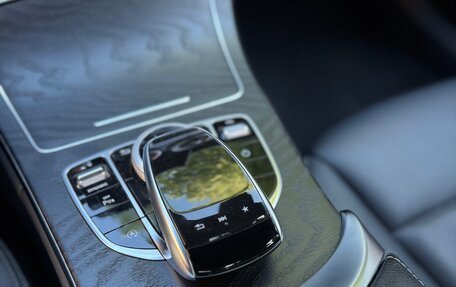 Mercedes-Benz C-Класс, 2017 год, 2 700 000 рублей, 6 фотография