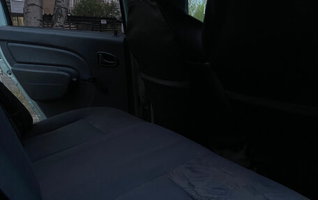 Renault Logan I, 2005 год, 117 000 рублей, 4 фотография