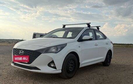 Hyundai Solaris II рестайлинг, 2020 год, 1 330 000 рублей, 4 фотография